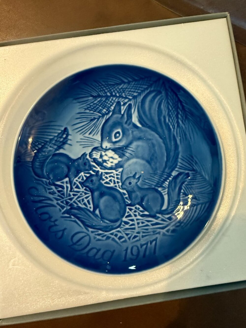 Bing & Grondahl 1977 Plate Squirrel & Babies B&G 6" Mother’s Day Gift Mors (006)